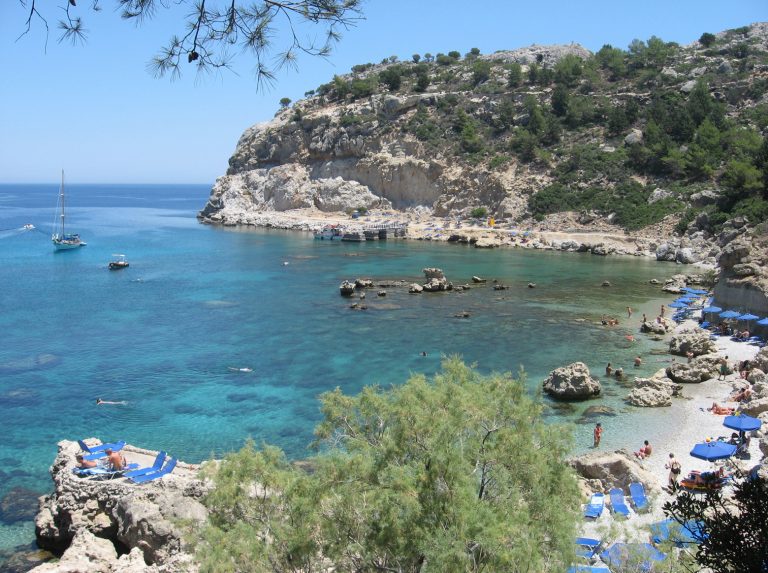 Viikon äkkilähtö Kreikan Rodokselle vain 198 € / hlö!